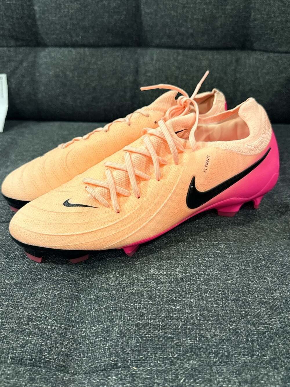 8.5M - Nike Phantom GX 2 Elite FG Soccer Cleats - Crimson Tint/Pink Blast